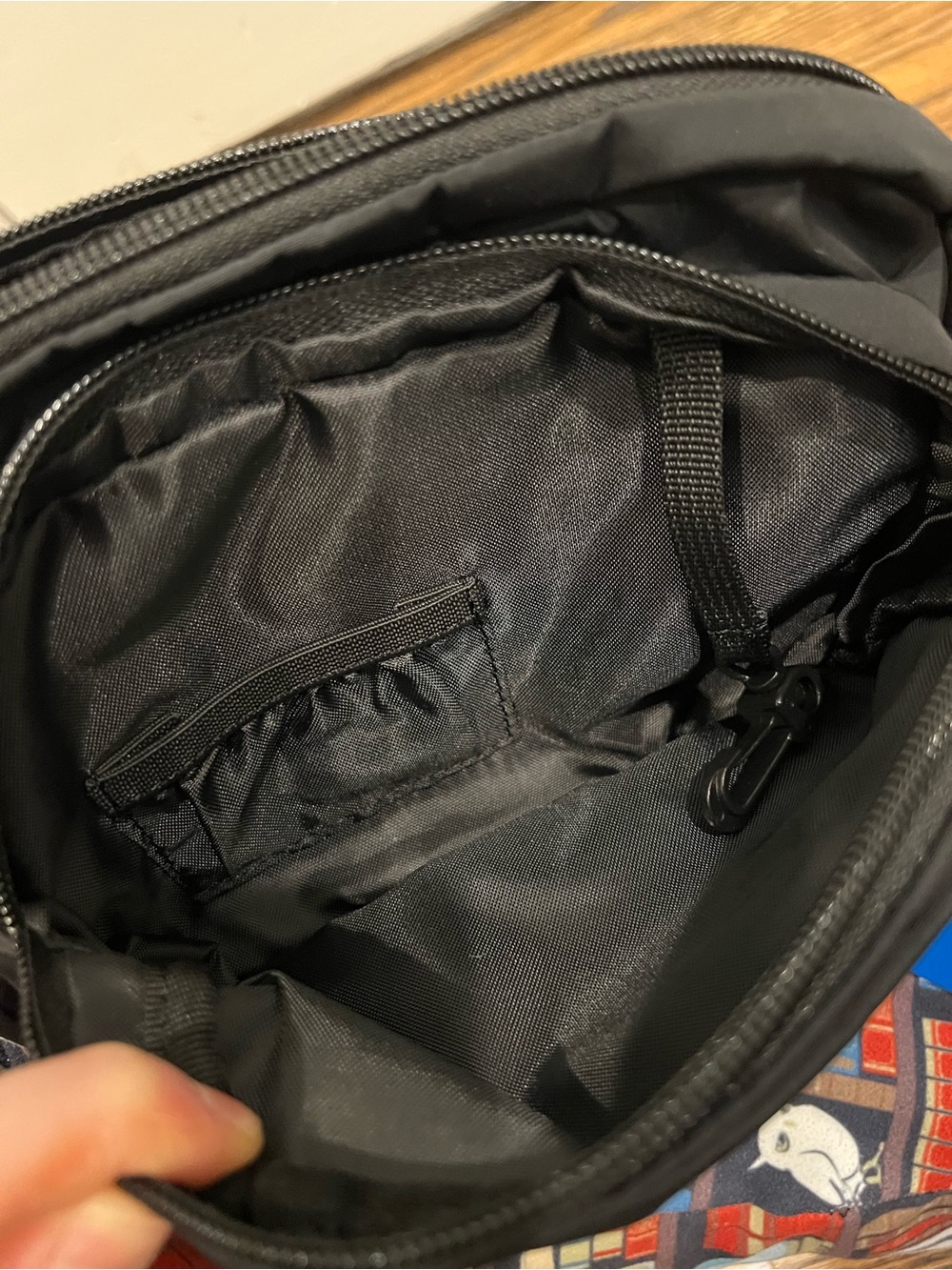 NWT! Adidas Originals Sport 2.0 Waist Pack w logo on side - Picture 5 of 6